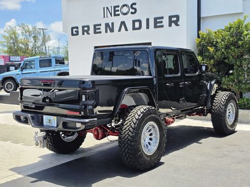 Used 2022 Jeep Gladiator Sport AWD/4WD image 3