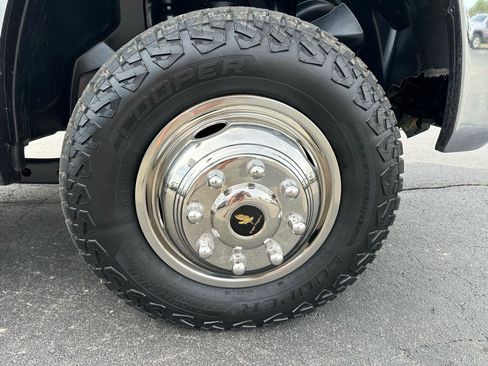 Used 2021 RAM 3500 Tradesman w/ Chrome Appearance Group image 17