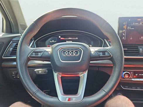 Certified 2023 Audi SQ5 Premium Plus w/ Premium Plus Package AWD/4WD image 32