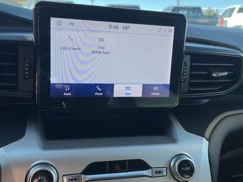 Used 2022 Ford Explorer 4WD w/ Class IV Trailer Tow Package image 40