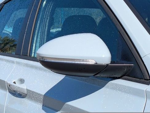 Certified 2025 Volkswagen Jetta GLI Autobahn image 12