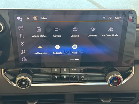 Used 2023 Chevrolet Colorado Trail Boss w/ Safety Package AWD/4WD image 44