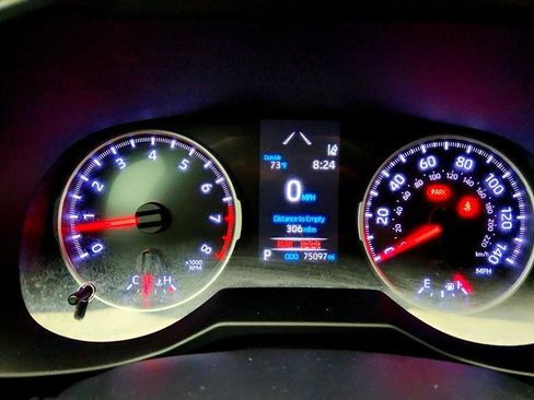 Used 2020 Toyota RAV4 LE FWD image 16