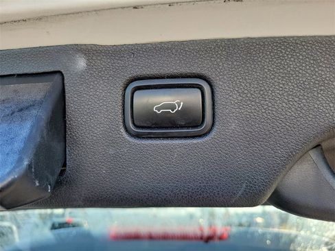 Used 2016 Kia Sorento SX w/ SXL Technology Package image 10