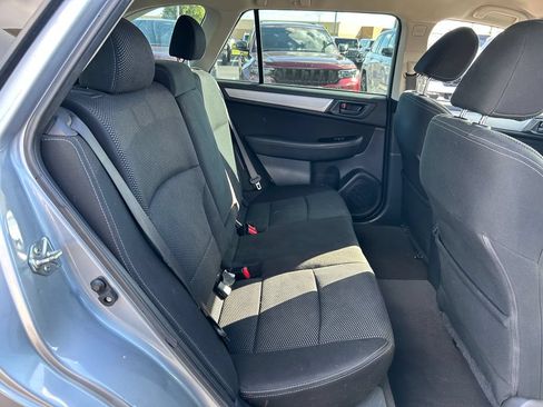 Used 2018 Subaru Outback 2.5i AWD/4WD image 22