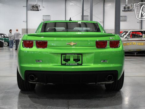 Used 2011 Chevrolet Camaro SS image 38