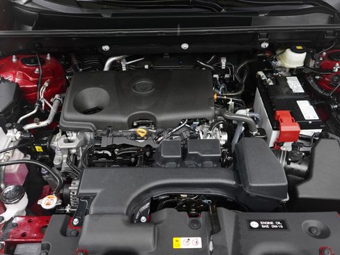 Used 2025 Toyota RAV4 XLE w/ Convenience Package image 31