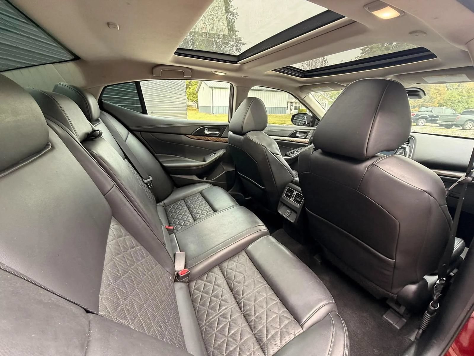 Used 2018 Nissan Maxima Platinum FWD image 18