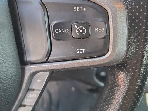 Used 2019 RAM 1500 Tradesman AWD/4WD image 7