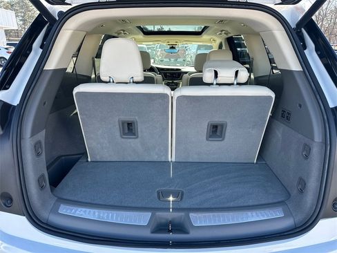 Certified 2022 Cadillac XT6 Premium Luxury w/ Technology Package image 18