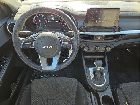 Used 2024 Kia Forte LXS image 17
