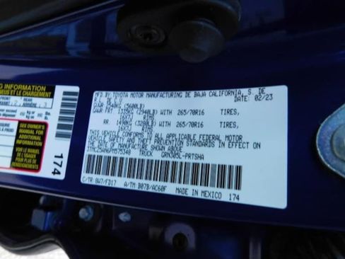 Used 2023 Toyota Tacoma TRD Off-Road image 19