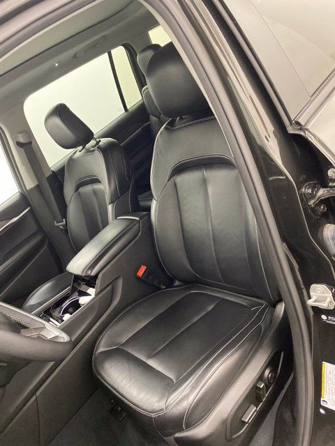 Used 2023 Jeep Grand Cherokee L Limited AWD/4WD image 13
