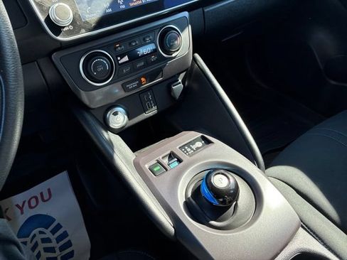 Certified 2025 Nissan Leaf S FWD image 41