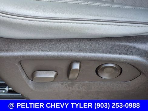 Used 2023 GMC Yukon SLT RWD image 37