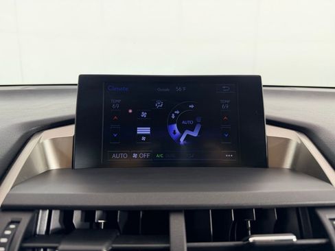 Used 2016 Lexus NX 200t FWD image 19