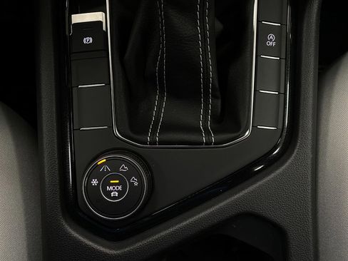 New 2025 Volkswagen Taos S image 23