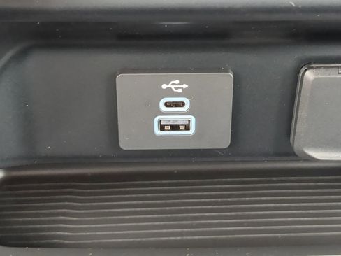 New 2025 Ford F450 XL w/ XL Chrome Package image 19