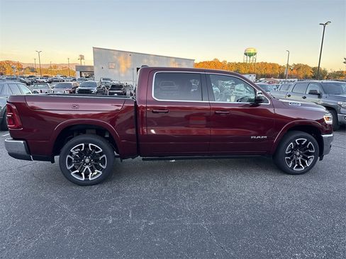 Used 2025 RAM 1500 Limited image 8