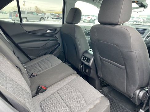 Used 2024 Chevrolet Equinox LT image 32
