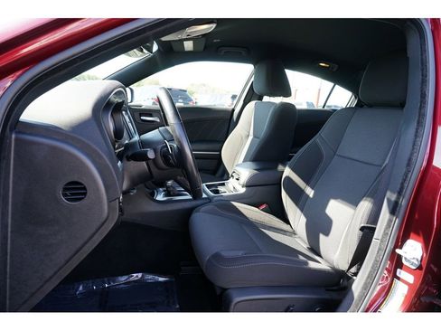 Used 2020 Dodge Charger SXT image 12