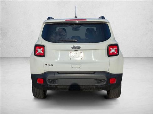 Used 2020 Jeep Renegade Altitude AWD/4WD image 6