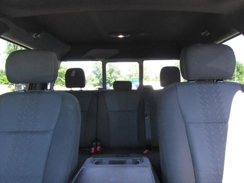 Used 2018 Ford F150 XLT w/ Equipment Group 302A Luxury AWD/4WD image 11