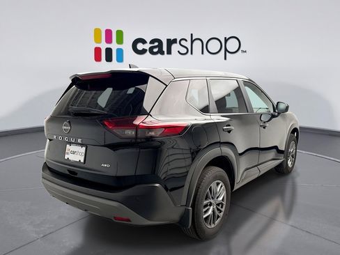 Used 2023 Nissan Rogue S image 5