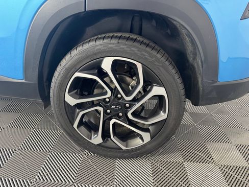 Used 2025 Chevrolet Trax RS w/ Driver Confidence Package FWD image 13