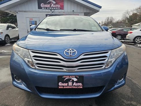 Used 2010 Toyota Venza image 3