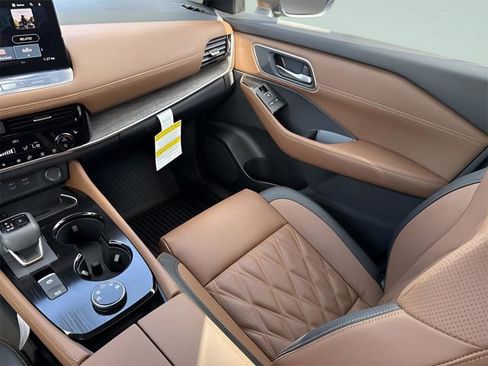 New 2026 Nissan Rogue Platinum w/ Platinum Premium Package AWD/4WD image 27