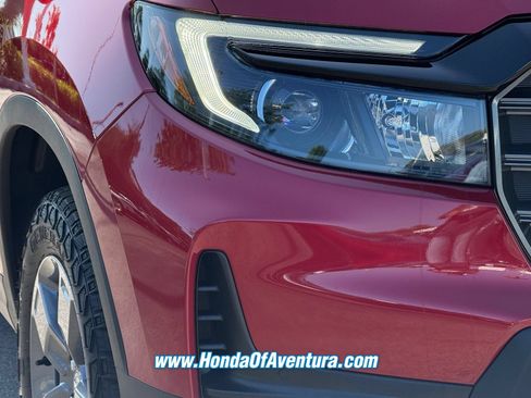 Certified 2025 Honda Ridgeline TrailSport image 7