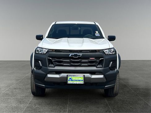 New 2026 Chevrolet Colorado Trail Boss AWD/4WD image 2