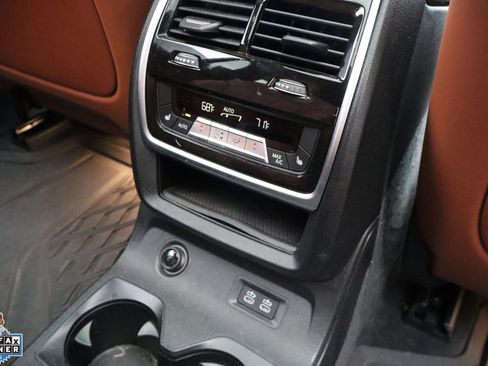 Used 2024 BMW X7 xDrive40i w/ Executive Package AWD/4WD image 30