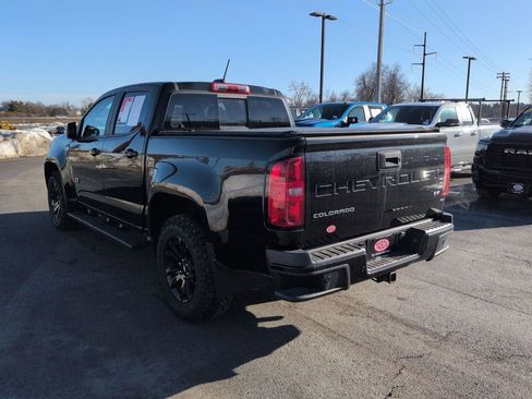 Used 2021 Chevrolet Colorado Z71 w/ Z71 Midnight Edition image 5