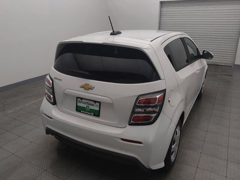 Used 2019 Chevrolet Sonic LT FWD image 7