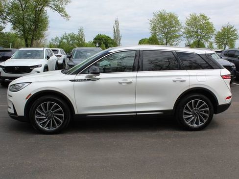 Certified 2023 Lincoln Corsair Reserve w/ Equipment Group 201A AWD/4WD image 8