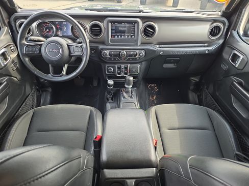 Used 2020 Jeep Wrangler Unlimited Sport AWD/4WD image 9