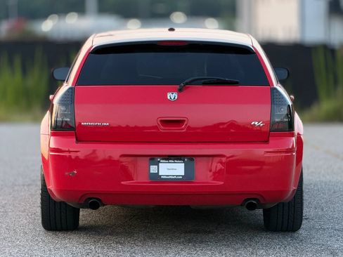 Used 2007 Dodge Magnum R/T w/ Convenience Group II RWD image 4