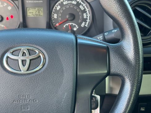 Used 2016 Toyota Tacoma SR image 20