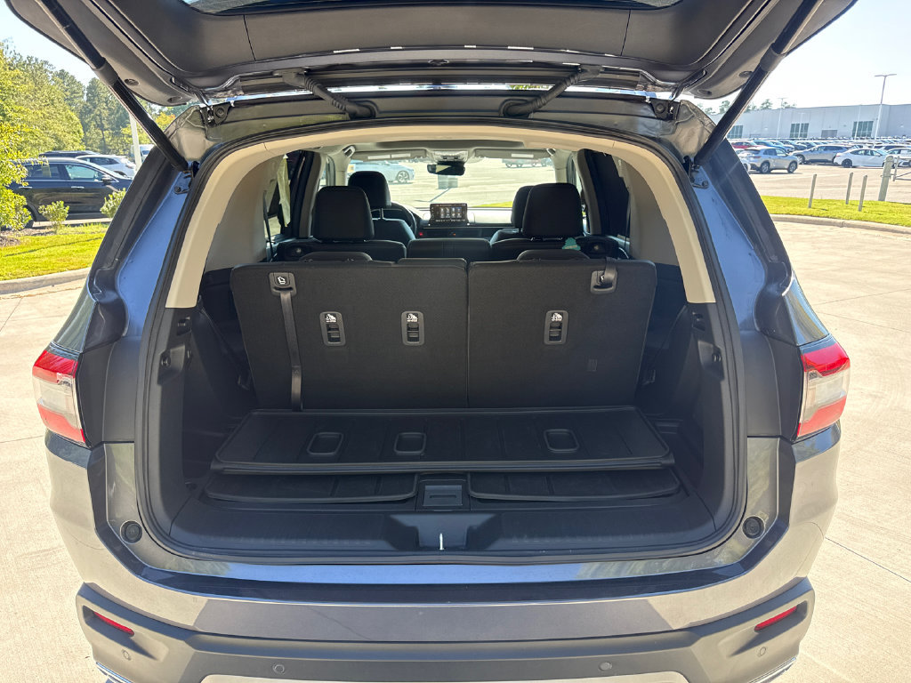 Certified 2025 Honda Pilot Touring image 33