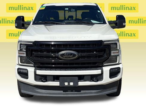 Used 2022 Ford F250 Lariat w/ Black Appearance Package image 14