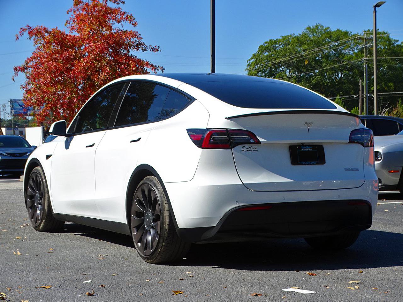 Used 2022 Tesla Model Y Performance AWD/4WD image 13