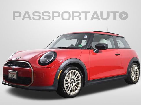 Certified 2025 MINI Cooper S image 1