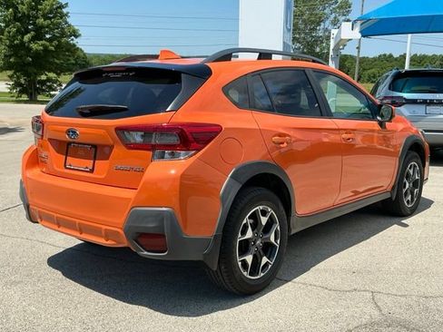 Used 2020 Subaru Crosstrek 2.0i Premium w/ Moonroof Package 2 AWD/4WD image 3
