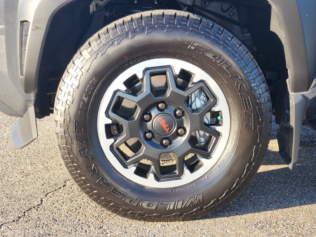 Used 2026 Toyota 4Runner TRD Off-Road Premium AWD/4WD image 10