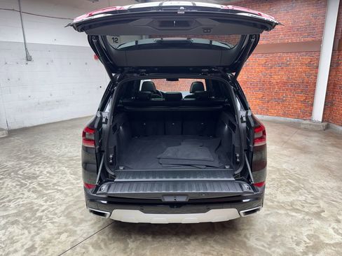 Certified 2023 BMW X5 xDrive40i w/ Executive Package image 27