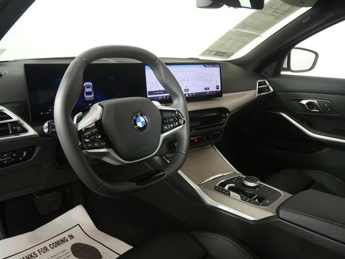 Used 2025 BMW 330i Sedan w/ Premium Package RWD image 12