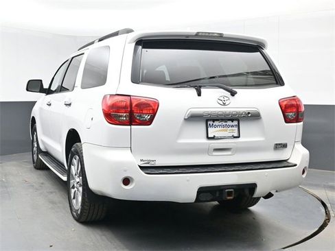 Used 2017 Toyota Sequoia Limited image 12