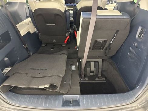 Certified 2025 Kia Carnival SX Prestige image 23